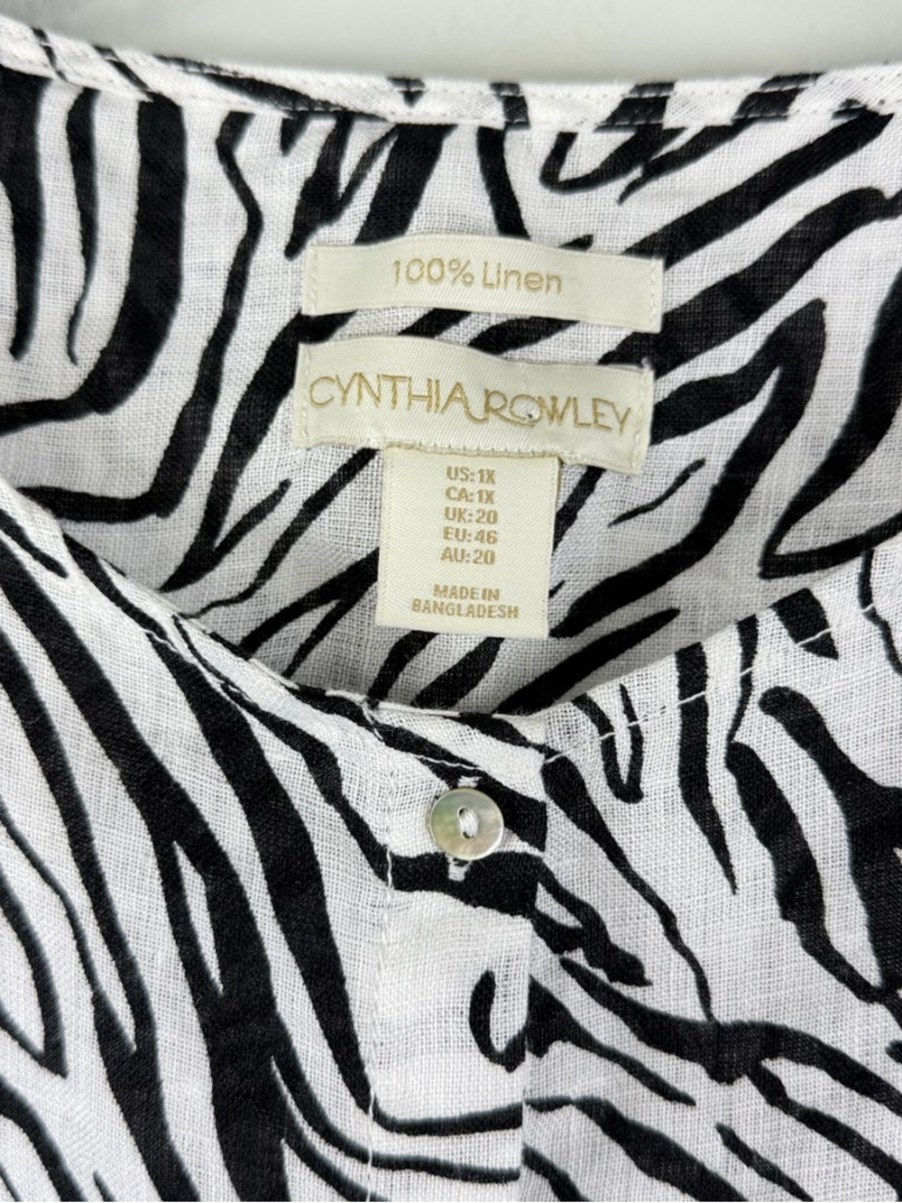 Cynthia Rowley 100% Linen Zebra Print Button Front Tunic Blouse Black White 1X - Picture 7 of 7